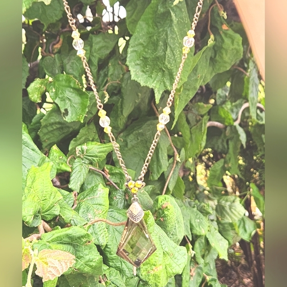 Macy's Faux Smoky Quartz Faceted Kite Antiqued Brass Tone Necklace - Picture 2 of 6